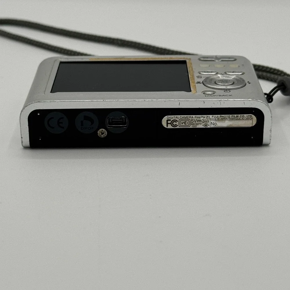 Fujifilm FinePix Z1‎ Digital Camera Black 5.1MP Super CCD 3x Optical Zoom Tested